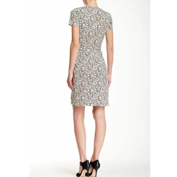 DVF NWOT New Julian Two Wrap Tiny Black Sea Daisies Print Dress - Picture 5 of 15